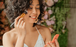 Applying blush quickly